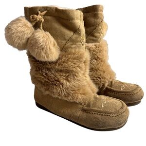 Elle Girl Faux Fur Pom Pom Winter Boots Size 6